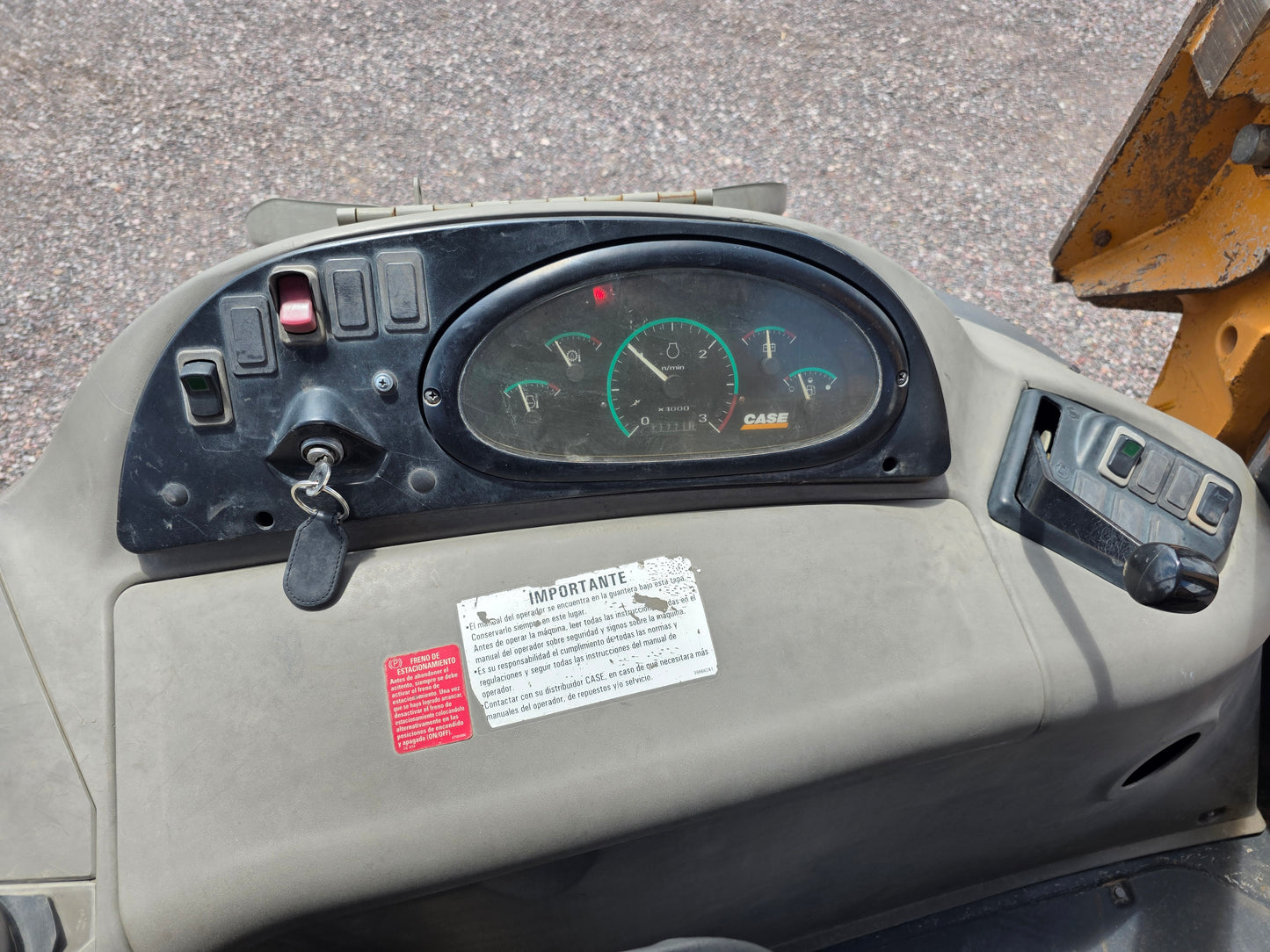 RETRO EXCAVADOR 580N