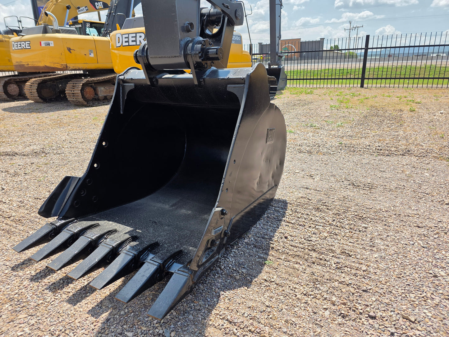 EXCAVADOR 324DL