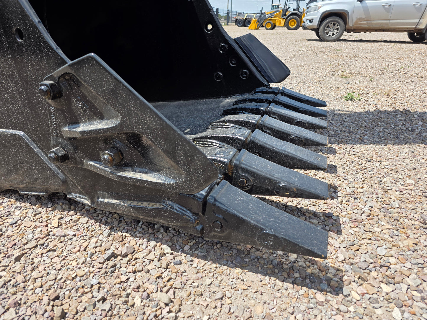 EXCAVADOR 324DL
