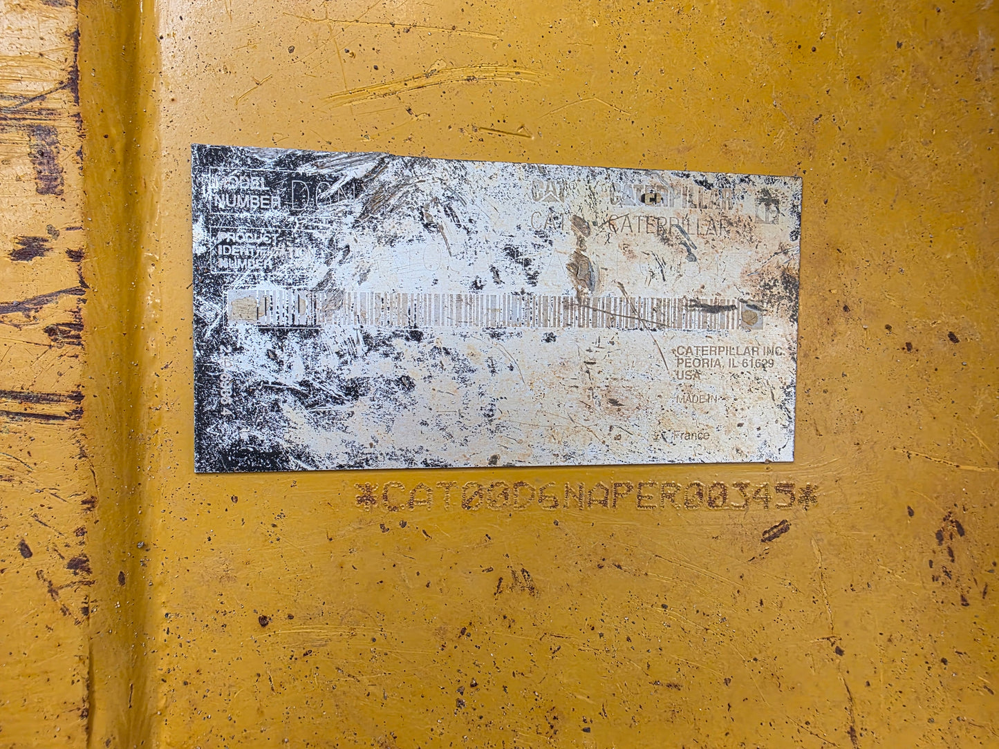 BULLDOZER CAT D6N