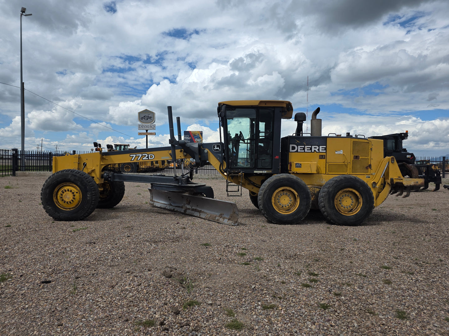 MOTOCONFORMADORA JOHN DEERE 772D