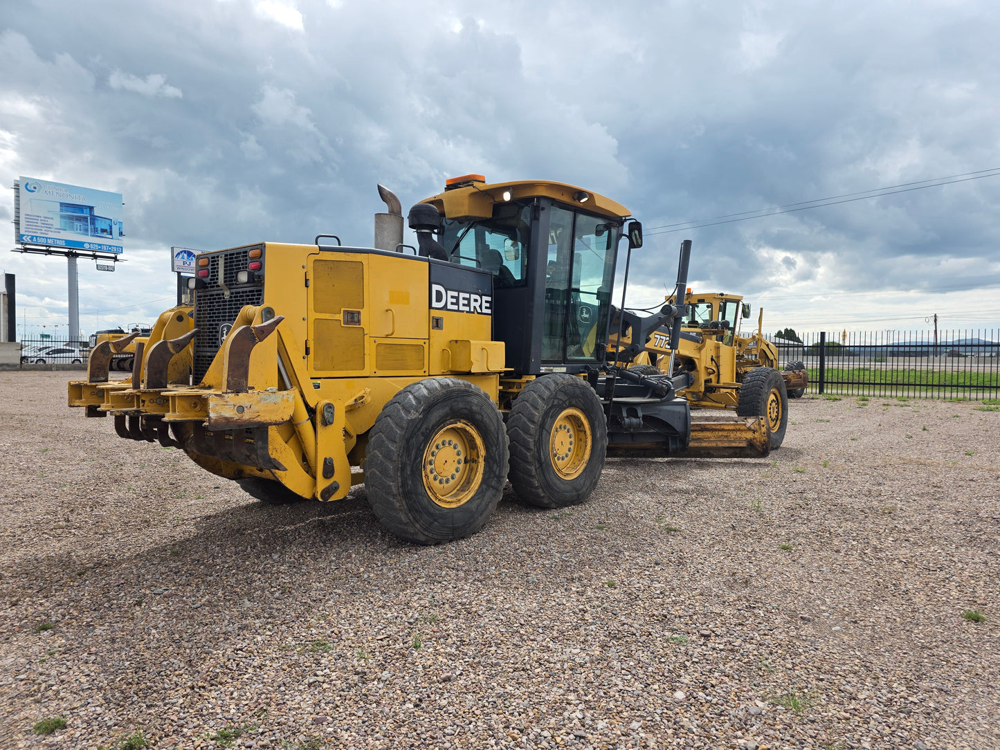 MOTOCONFORMADORA JOHN DEERE 772D