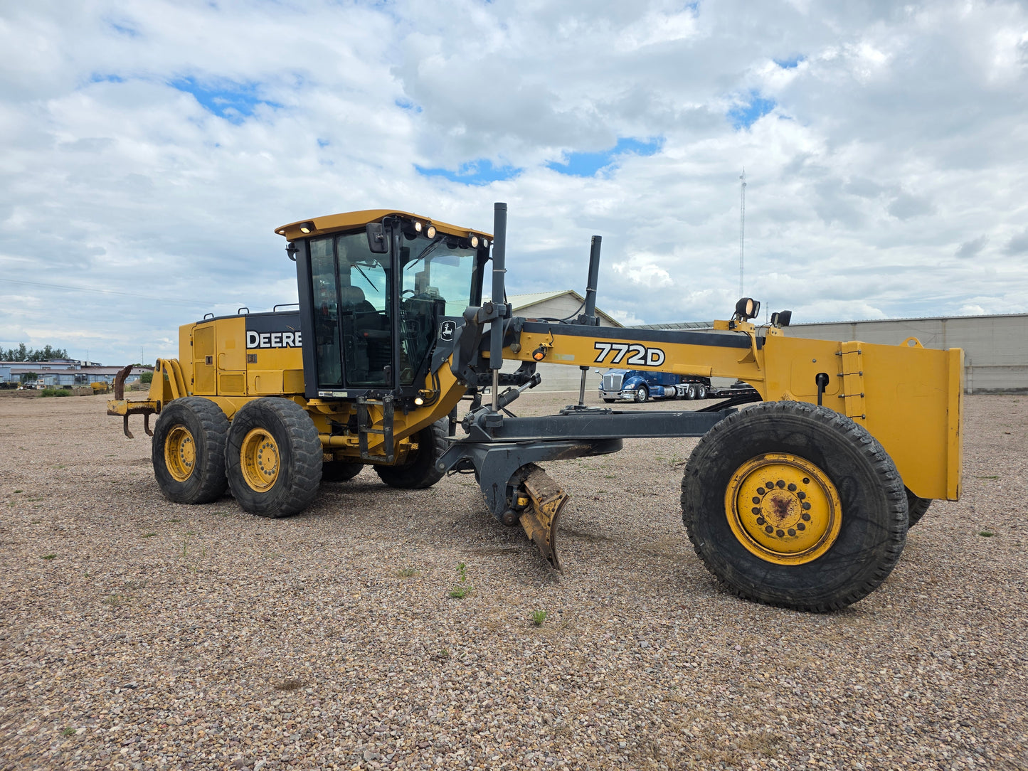 MOTOCONFORMADORA JOHN DEERE 772D