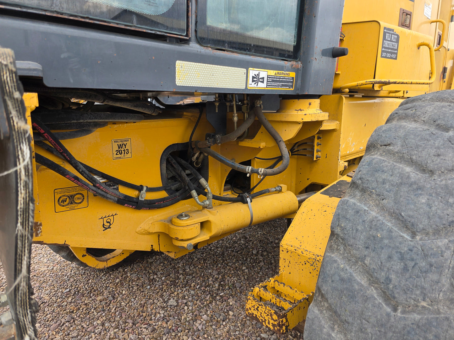 MOTOCONFORMADORA JOHN DEERE 772D