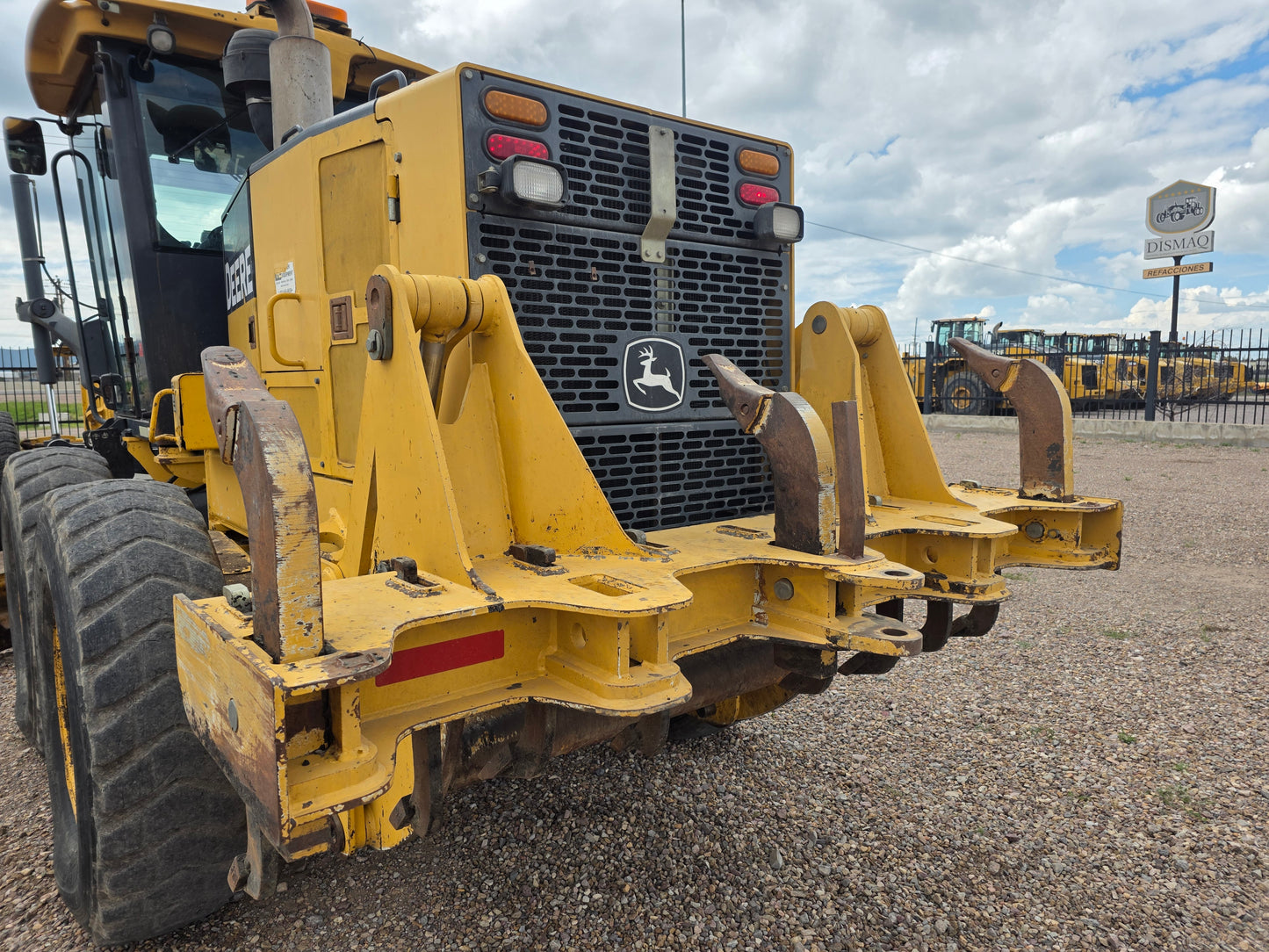 MOTOCONFORMADORA JOHN DEERE 772D