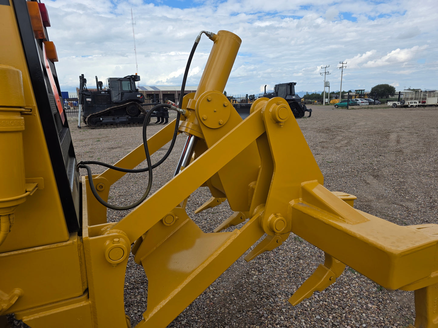 MOTOCONFORMADORA CAT 140H