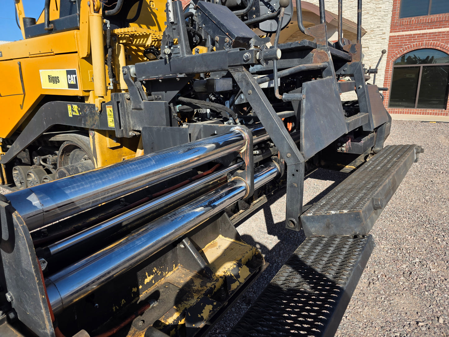 CAT AP-655D