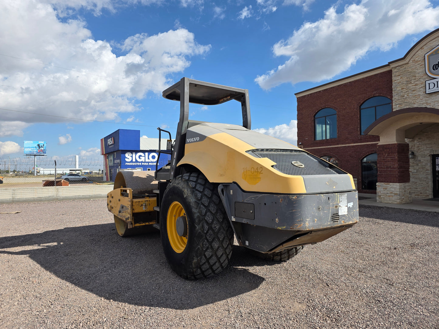 VIBRO COMPACTADOR SD115