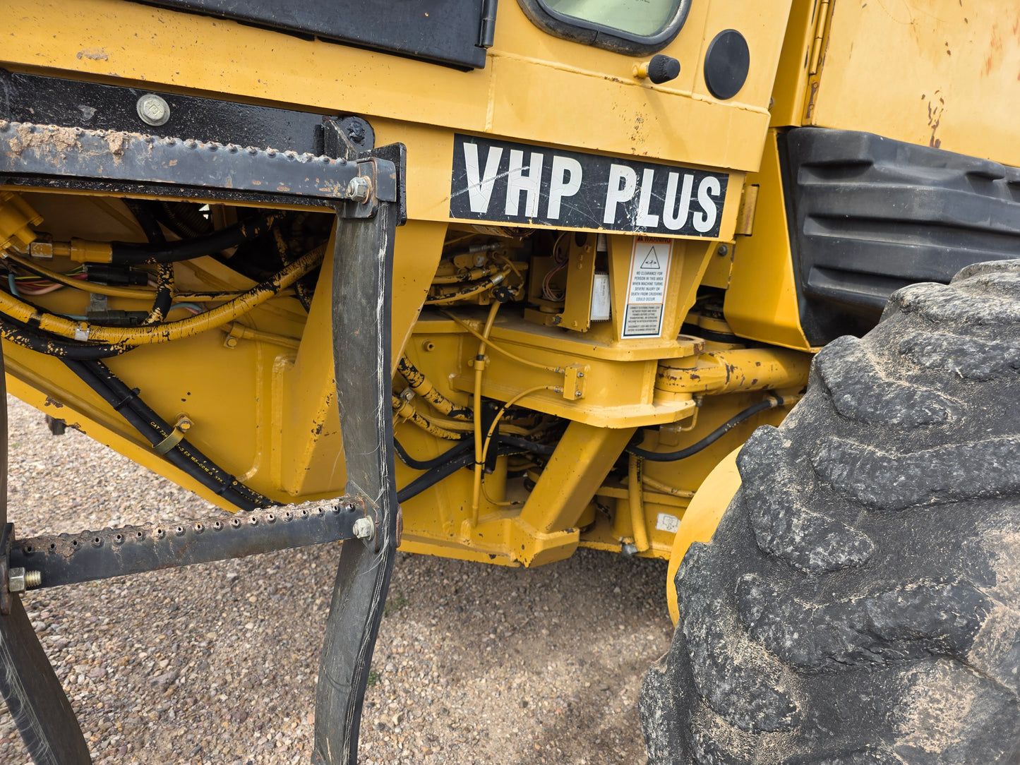 MOTOCONFORMADORA CAT 140H