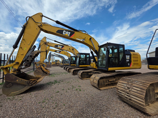 CAT 323FL 2015