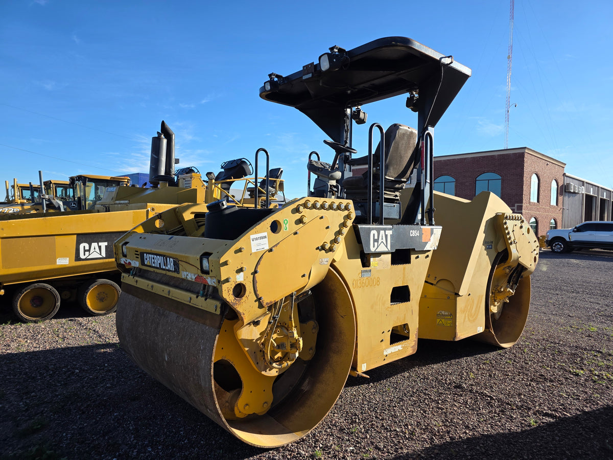 CAT CB54 2010