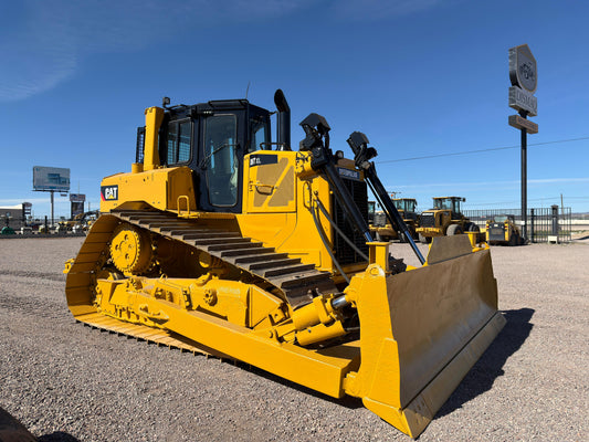 CAT D6TXL 2015