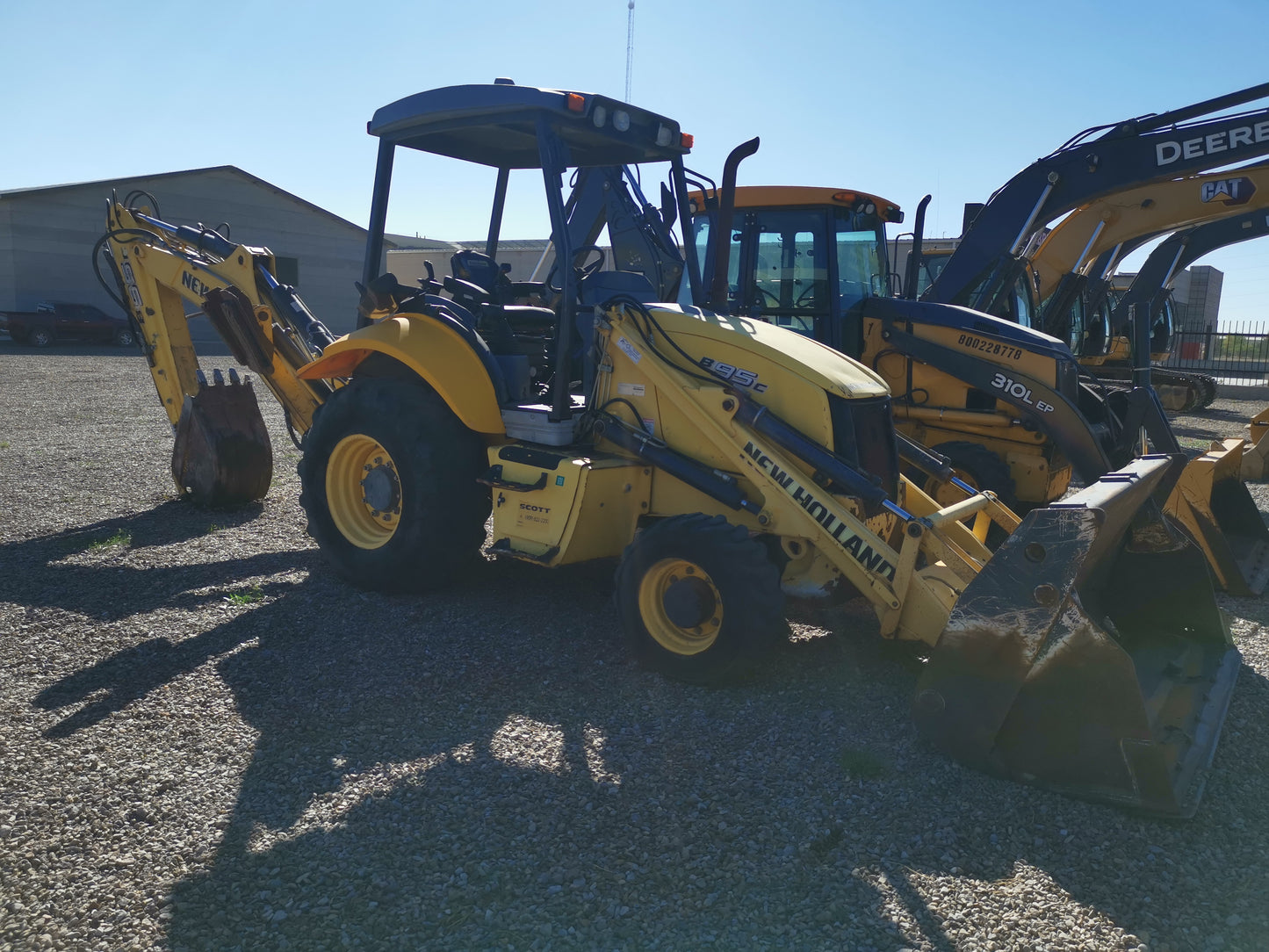 NEW HOLLAND B95C 2014