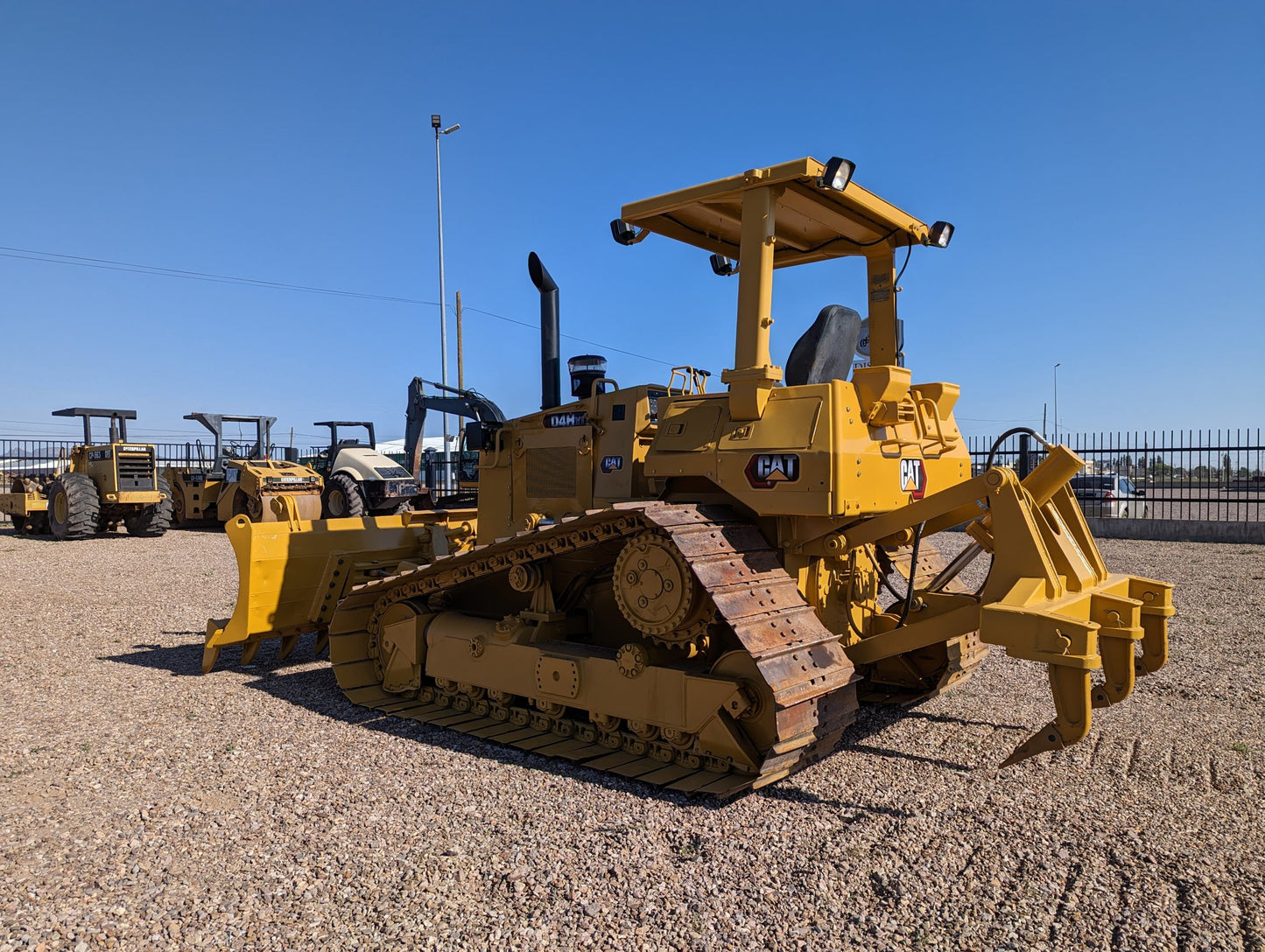 Bulldozer Caterpillar D4H año 1991