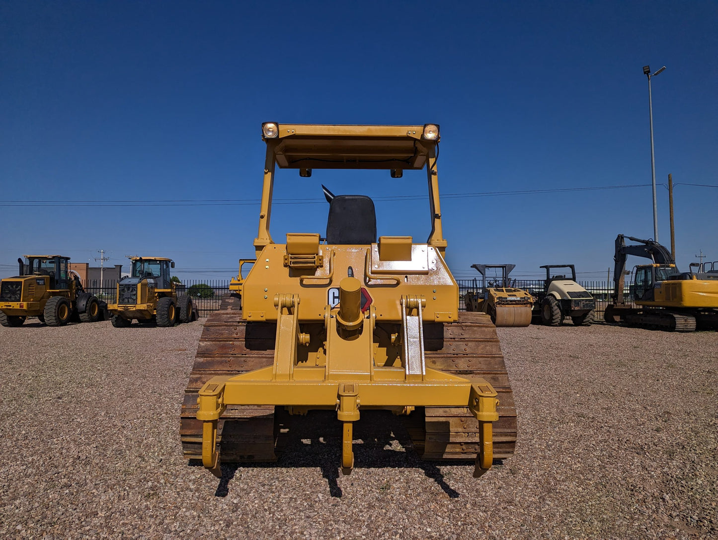 Bulldozer Caterpillar D4H año 1991